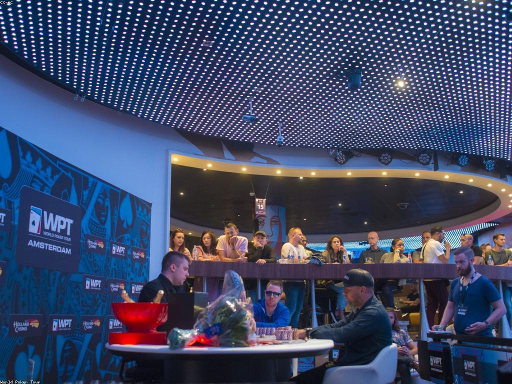 ការប្រកួតកាស៊ីណូ: ស្ថានភាពនិងការវិវត្តន៍